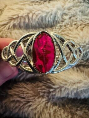Silver Celtic-Style Bracelet with Fuchsia Stone